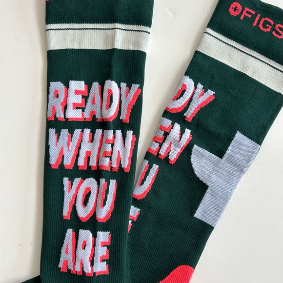FIGS New Compression Socks READY WHEN YOU ARE Green Orange White Small Medium - Picture 2 of 6